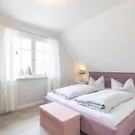 Nyaraló Hus Mats