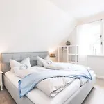 Nyaraló Hus Mats *